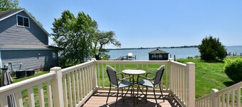 🌊 Waterfront, Dock, Hot Tub, Fire Pit, Elevator!