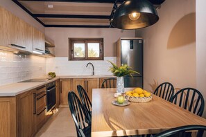 Frigorifero, microonde, forno, lavastoviglie