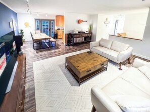 Smart TV, music library, stereo, computer monitors - Lovely Home with King Bed, Large Kitchen, heated garage by UMED in Midtown ANC (Anchorage)