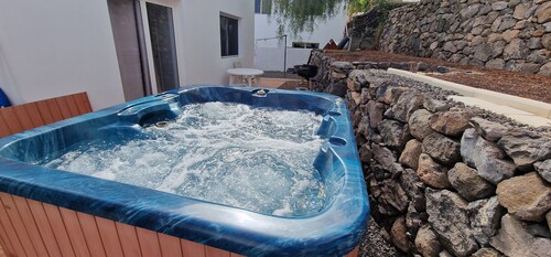 Casa Geminis, Relax, Sun and Jacuzzi