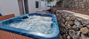 Casa Geminis, Relax, Sun and Jacuzzi