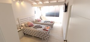 3 Schlafzimmer, Schreibtisch, Bügeleisen/Bügelbrett, kostenloses WLAN