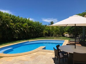Piscina externa