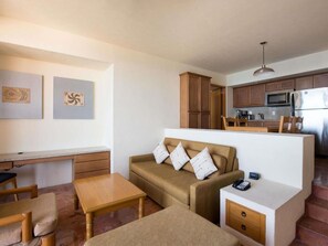 Living area - Club Regina Los Cabos (B.C.S.)