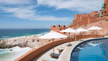 3 outdoor pools