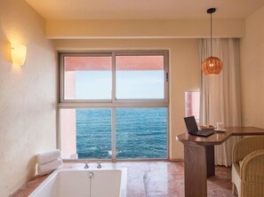 Bathroom - Club Regina Los Cabos (B.C.S.)