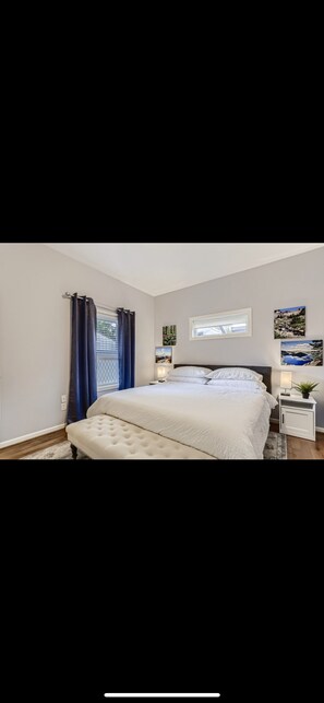 2 室のベッドルーム、アイロン / アイロン台、WiFi、ベッドシーツ