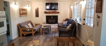 PinecrestAreaRentals #20 Cozy Mountain Cabin. Book 2nights 3rd free March/April.