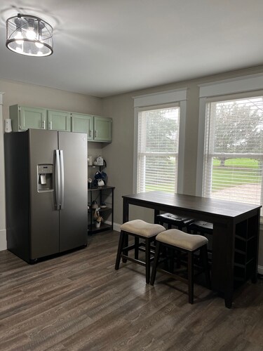 Country Farmhouse -7 minutes from Lake Winnebago