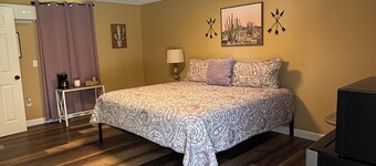 Motel at KY Lake. The Native Dessert