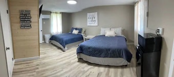 Motel at Kentucky Lake. The Cozy room.