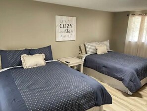 1 quarto, Wi-Fi de cortesia, roupa de cama
