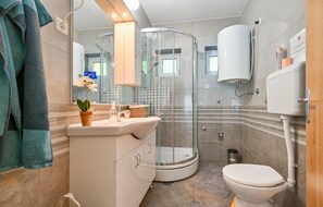 Douche, séchoir à cheveux