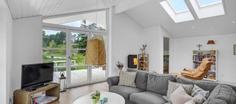 Beautiful home in Ebeltoft with sauna