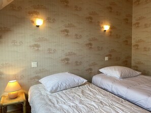 2 bedrooms, free WiFi