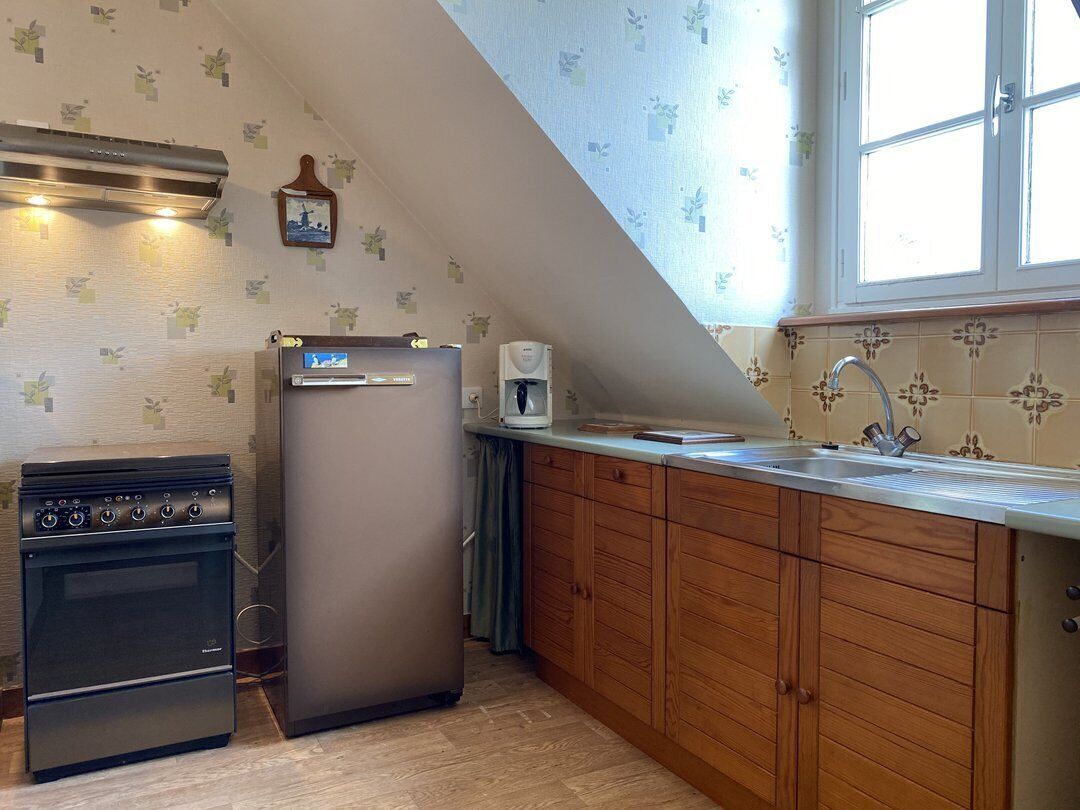 Fridge, microwave, oven, toaster
