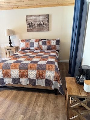 1 Schlafzimmer, Schreibtisch, kostenloses WLAN, Bettwäsche