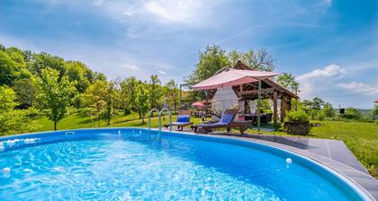Awesome home in Gornji Velemeric