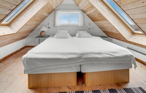 3 bedrooms, travel cot - Beautiful home in Frøstrup with sauna (Frøstrup)