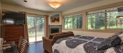 1 habitación, escritorio, tabla de planchar con plancha y wifi gratis