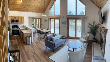 TV connectée, cheminée