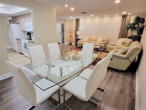 Interior - Beautiful Tampa Bay Pool Home Near Gulf Beaches (St. Petersburg)