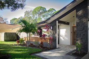 Exterior - Beautiful Tampa Bay Pool Home Near Gulf Beaches (St. Petersburg)