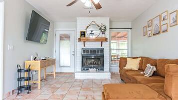 Smart TV, fireplace, offices