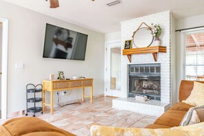 Smart TV, fireplace, offices