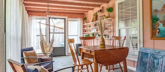 Pet-Friendly 4BR w/ Huge Fenced Yard- Near Rucker