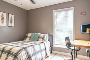 4 bedrooms, iron/ironing board, travel cot, free WiFi