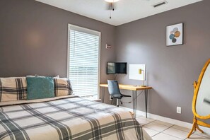 4 bedrooms, iron/ironing board, travel cot, free WiFi