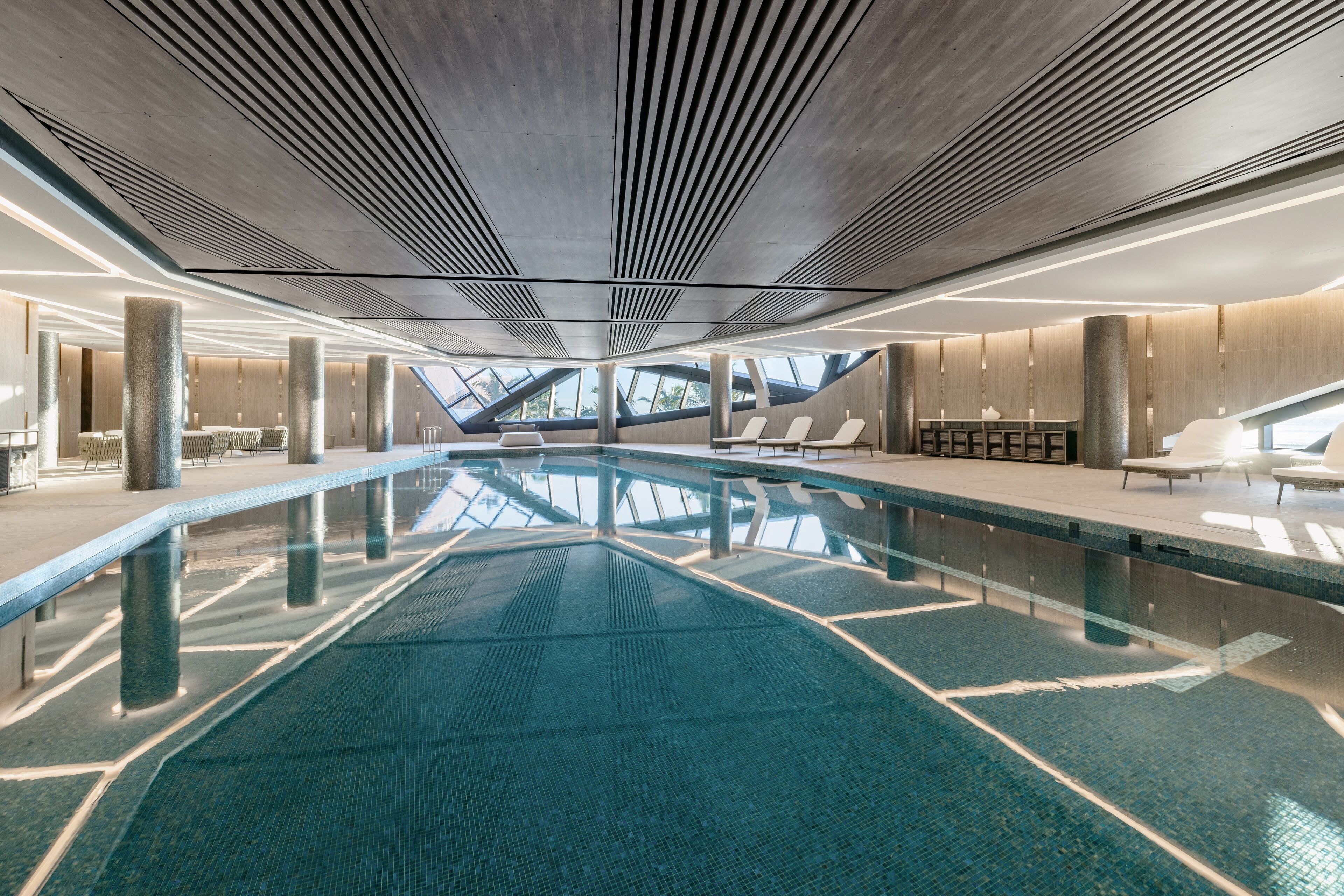 Indoor pool, outdoor pool, sun loungers