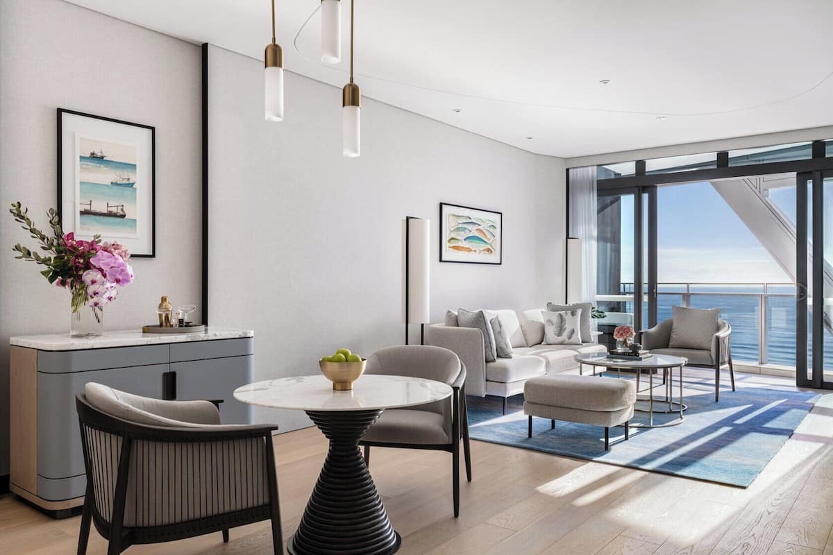 Executive suite, uitzicht op oceaan | 1 slaapkamer, luxe beddengoed, donzen dekbedden, pillowtop-bedden