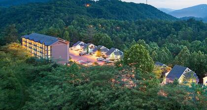 Mountain Loft Gatlinburg Tennessee 2 bedroom