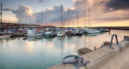 Queens Mews a coastal holiday home