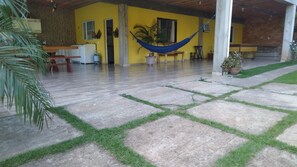 Outdoor dining - Place, surrounded by nature, with tranquility and peace, close to the center  (Louveira)