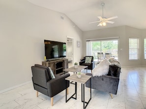 Smart TV, ping pong - Amazing spacious Ranch! A country pearl. (Floral City)