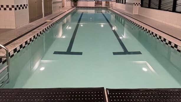 Piscina coberta i piscina climatitzada 