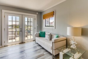 하우스, 침실 4개 | 거실