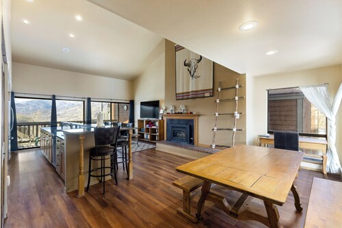 New Lamartine Condos Building 2 Unit #2533 by Summit County Mountain Retreats