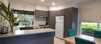 Solitaire - Tropical Style - 3 bedrooms