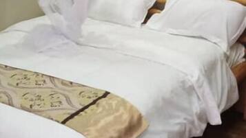 Deluxe-dobbeltværelse | Senge med madrasser af memory foam, individuel indretning