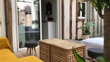 1 bedroom, iron/ironing board, travel crib, free WiFi