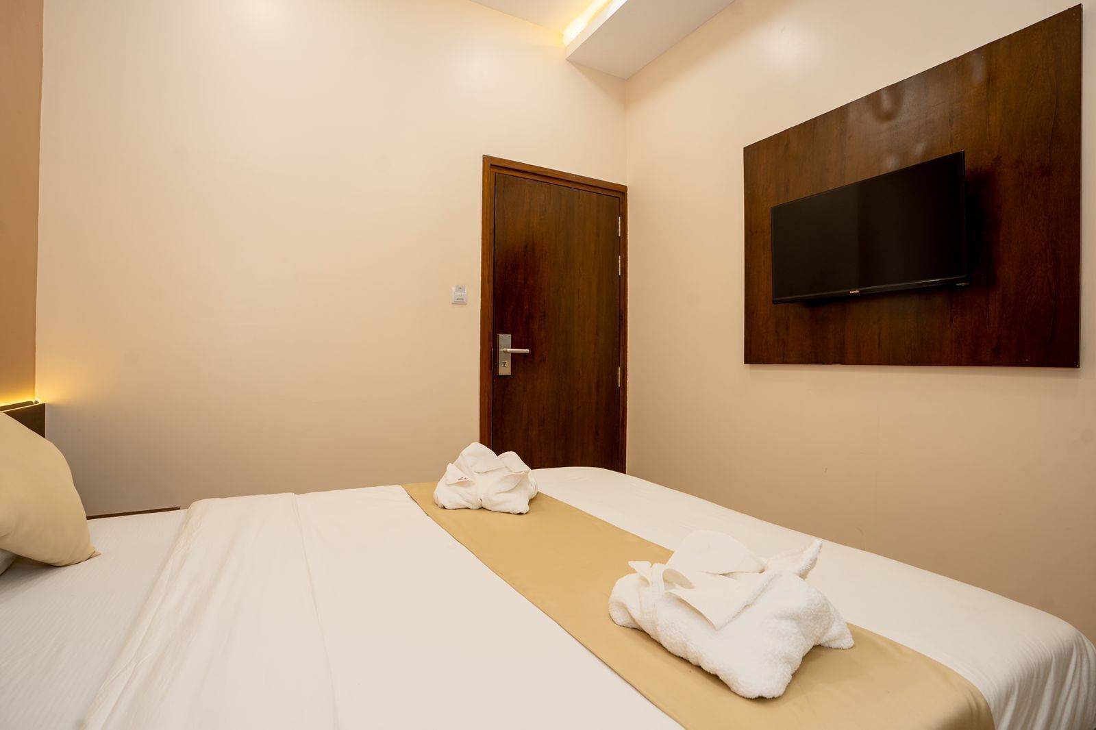 Foto - Hotel Empire - Near Mumbai International Airport