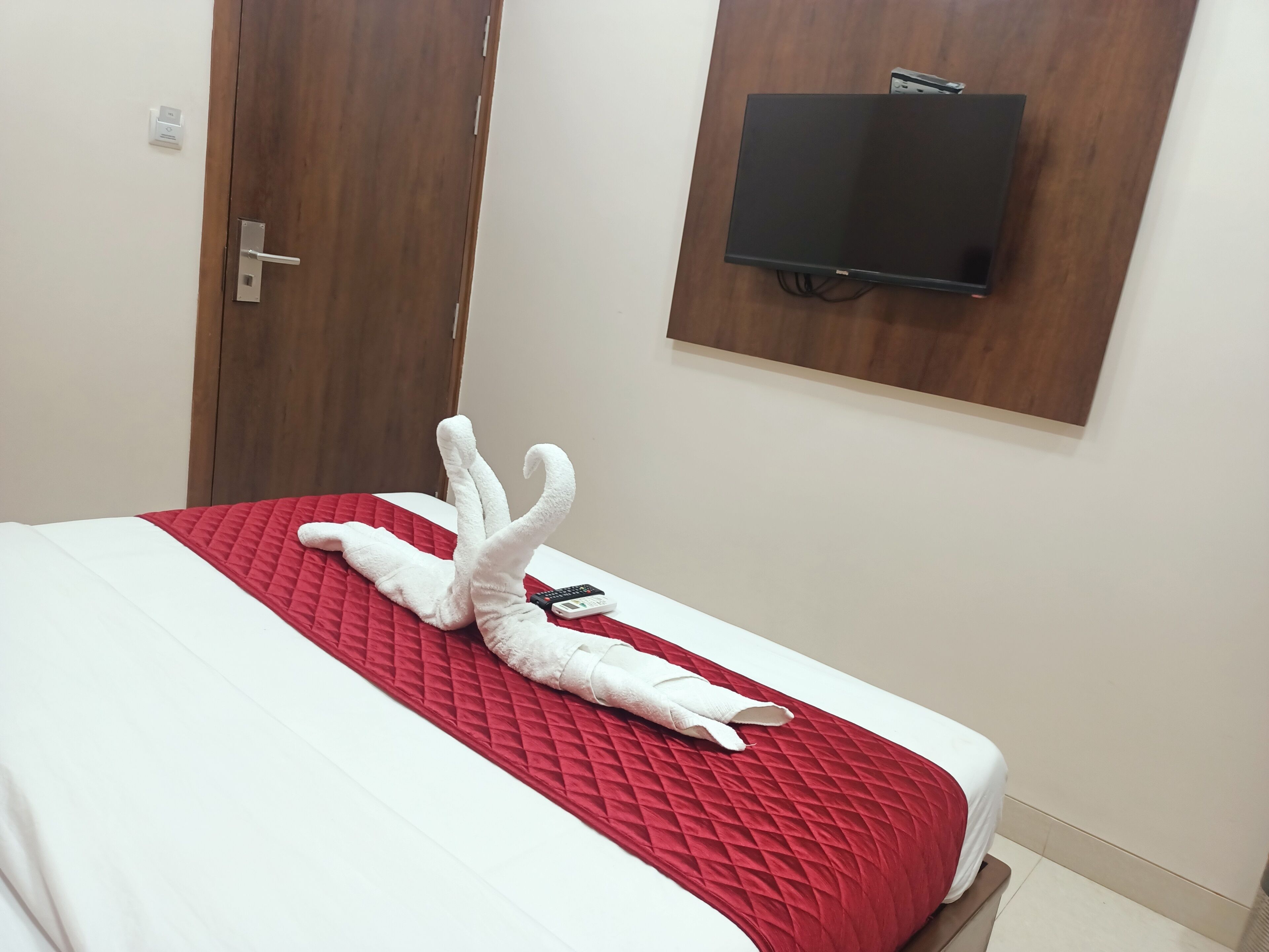 Foto - Hotel Empire - Near Mumbai International Airport