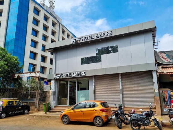 Front of property - Hotel Empire - Near International Airport (Mumbai)