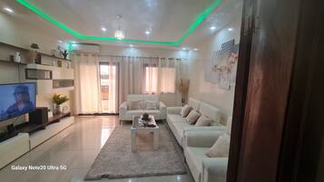 Smart TV, DVD player, music library, stereo