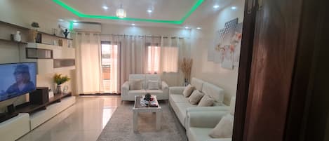 Smart TV, DVD player, music library, stereo