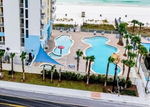 2 indoor pools, 3 outdoor pools - Majestic by Forehand Rentals (Panama City Beach)